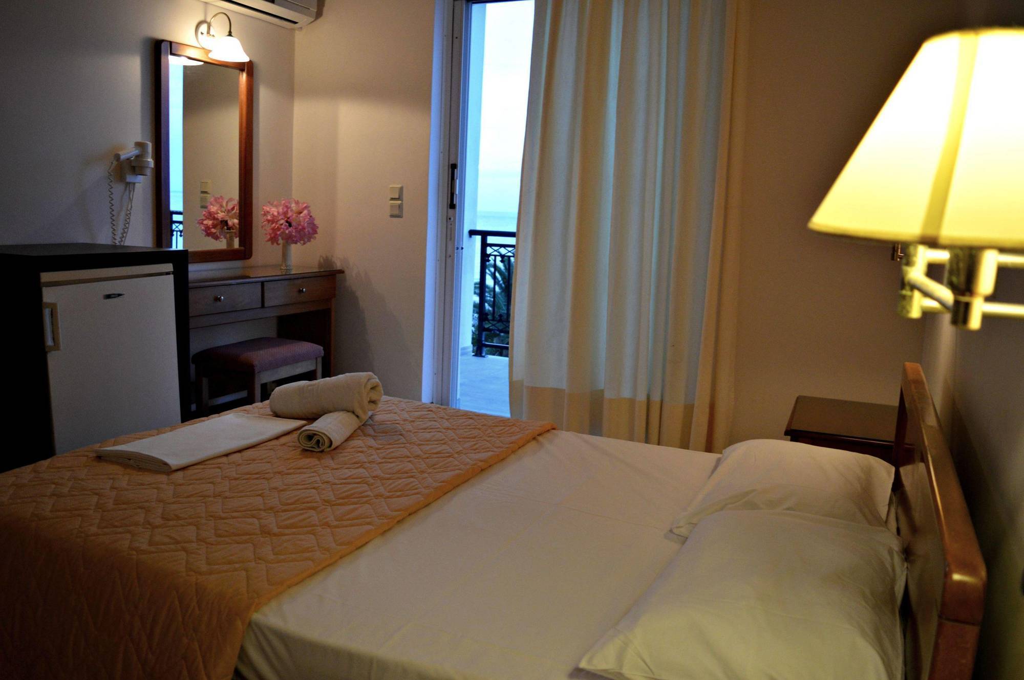 Paradise Beach Camping Platys Gialos  Exterior foto
